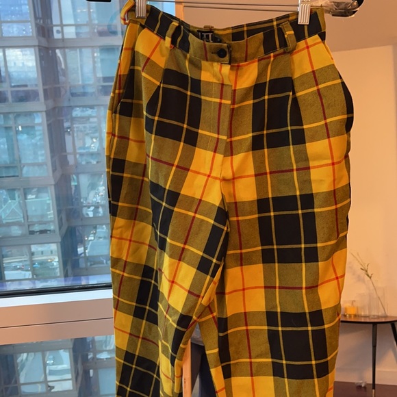 Live too true - Picture 9 of 9